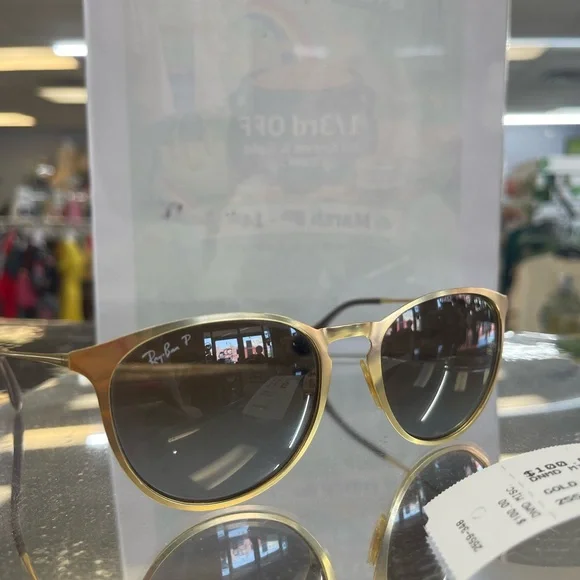 Ray-Ban Gold Frame Brown Gradient Lens Sunglasses - Picture 2 of 8